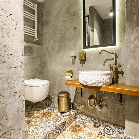 Ganbaru Tours - Private Triplex&duplex Apartmán *