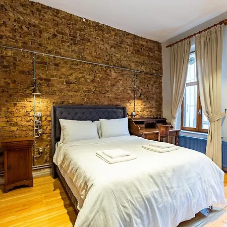 Ganbaru Tours - Private Triplex&duplex * Istanbulská provincie