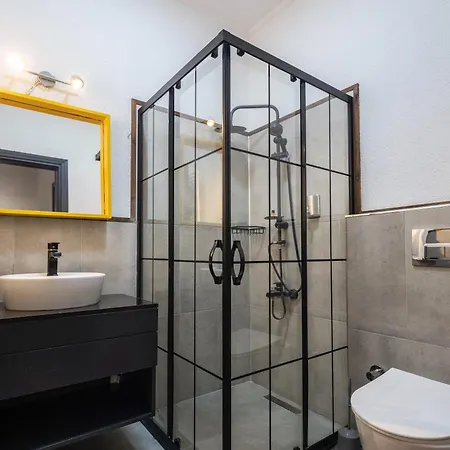 Ganbaru Tours - Private Triplex&duplex Apartmán *