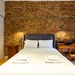 Ganbaru Tours - Private Triplex&duplex דירה