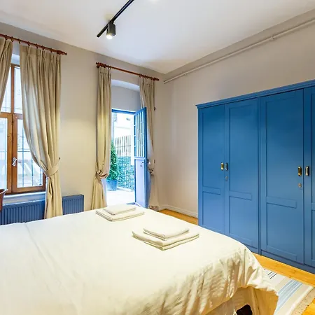 Ganbaru Tours - Private Triplex&duplex