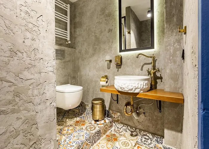 Ganbaru Tours - Private Triplex&duplex Apartment *